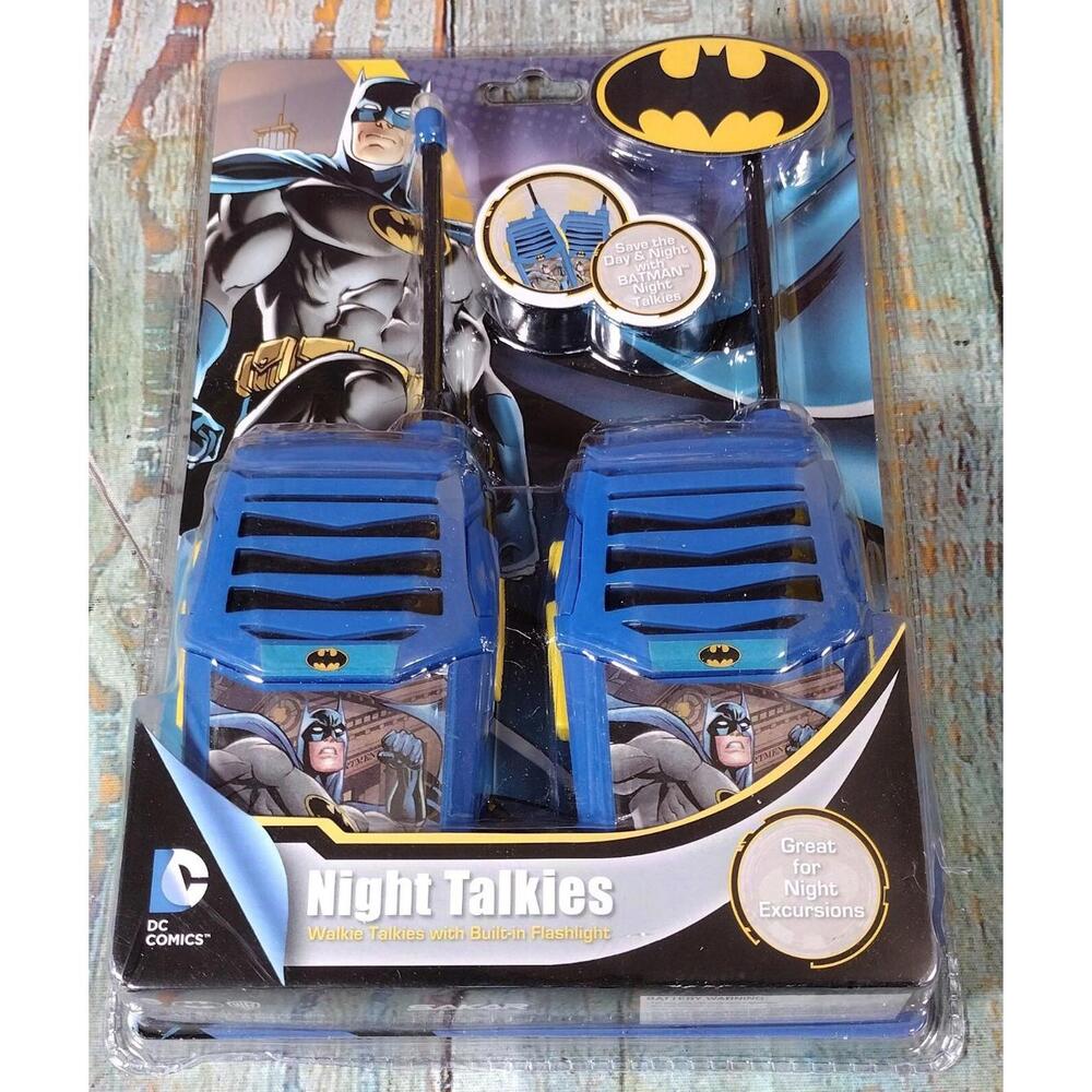Batman Night Talkies‎ Walkie Talkies with Built-in Flashlight